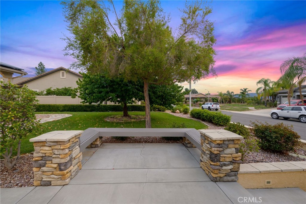 23818 Bush Court