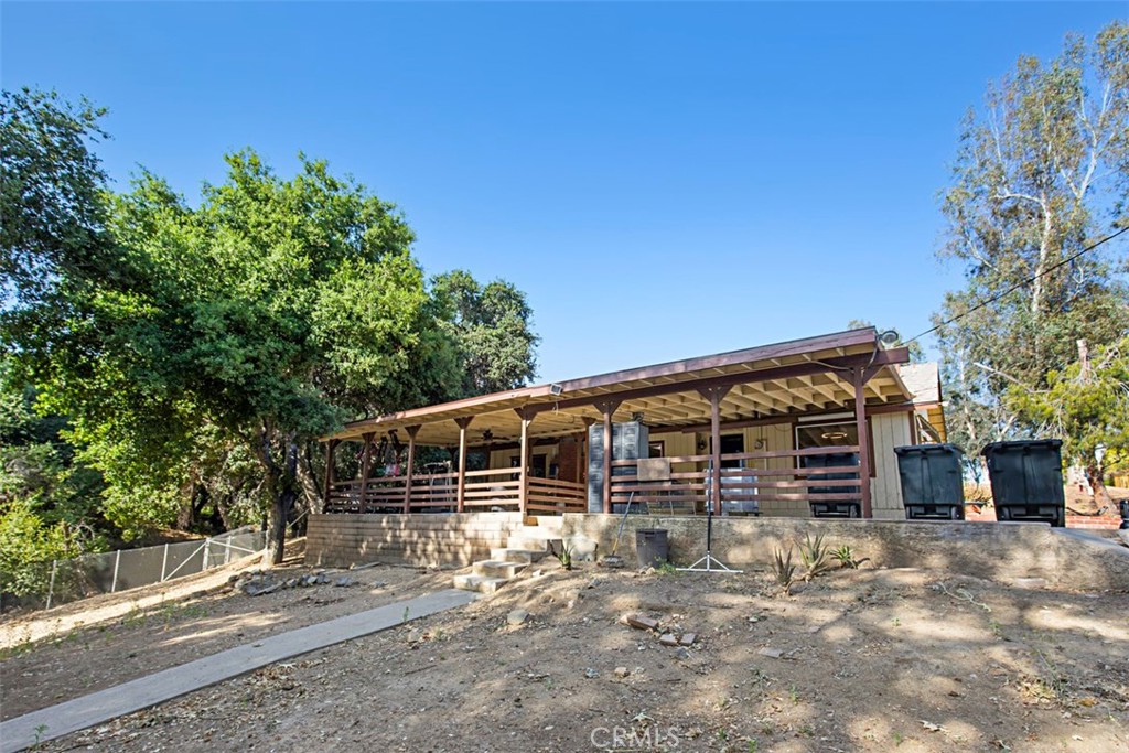 23550 Oak Circle Drive