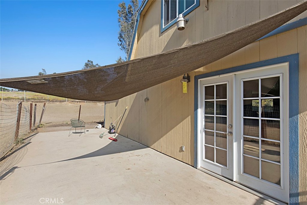 23550 Oak Circle Drive