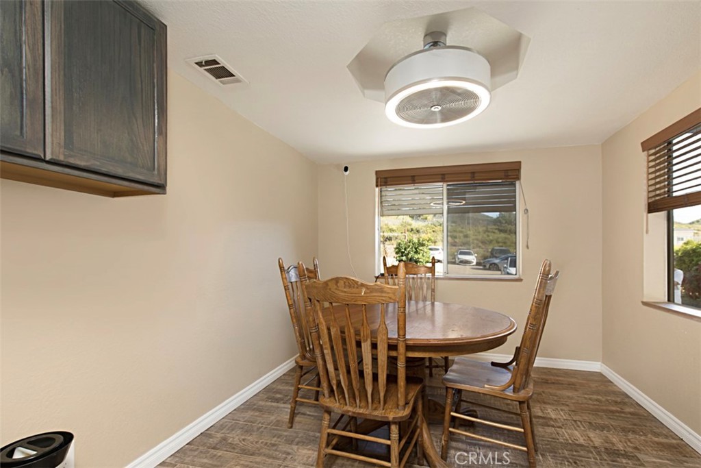 23550 Oak Circle Drive