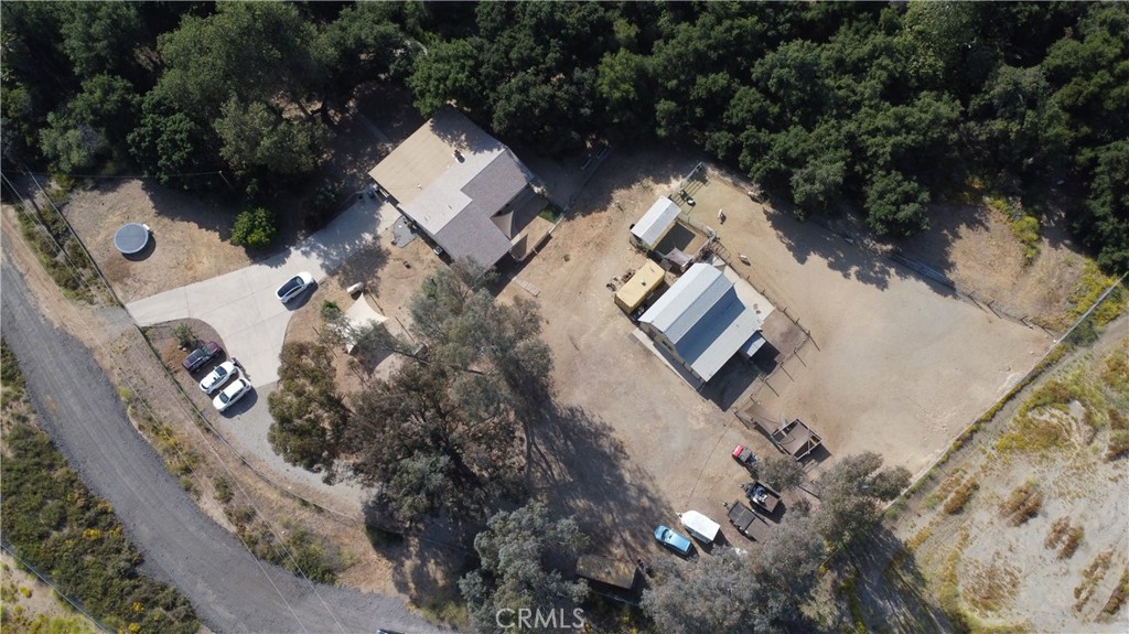 23550 Oak Circle Drive