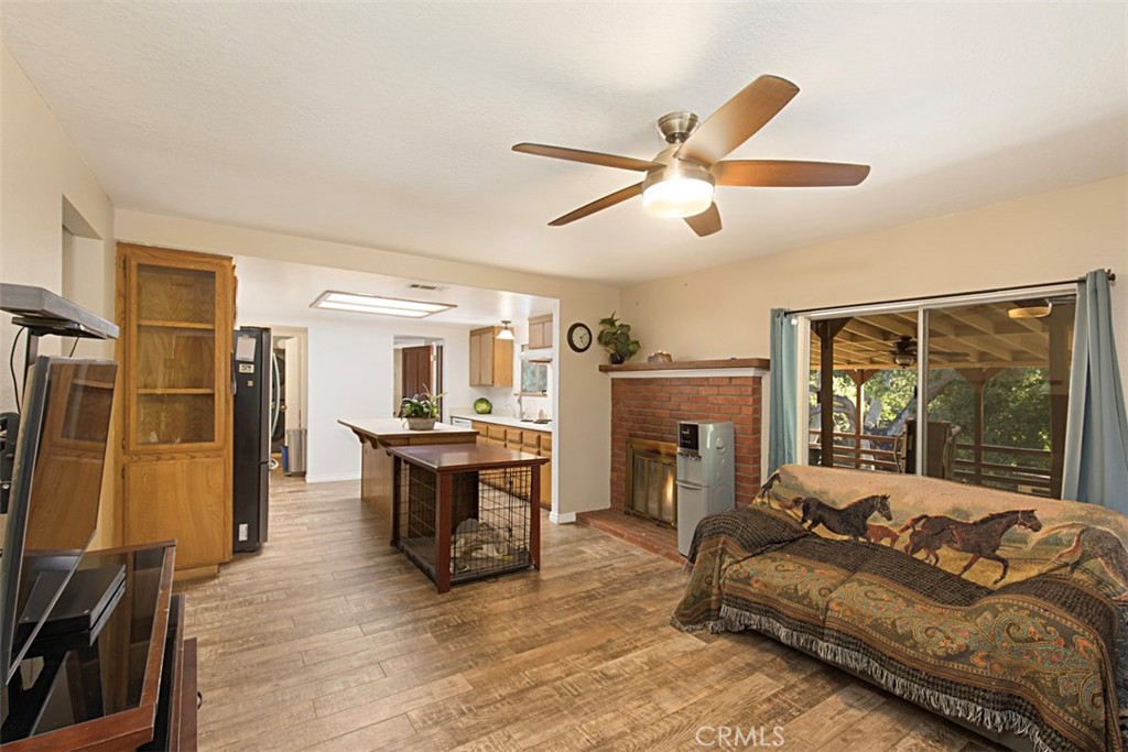 23550 Oak Circle Drive