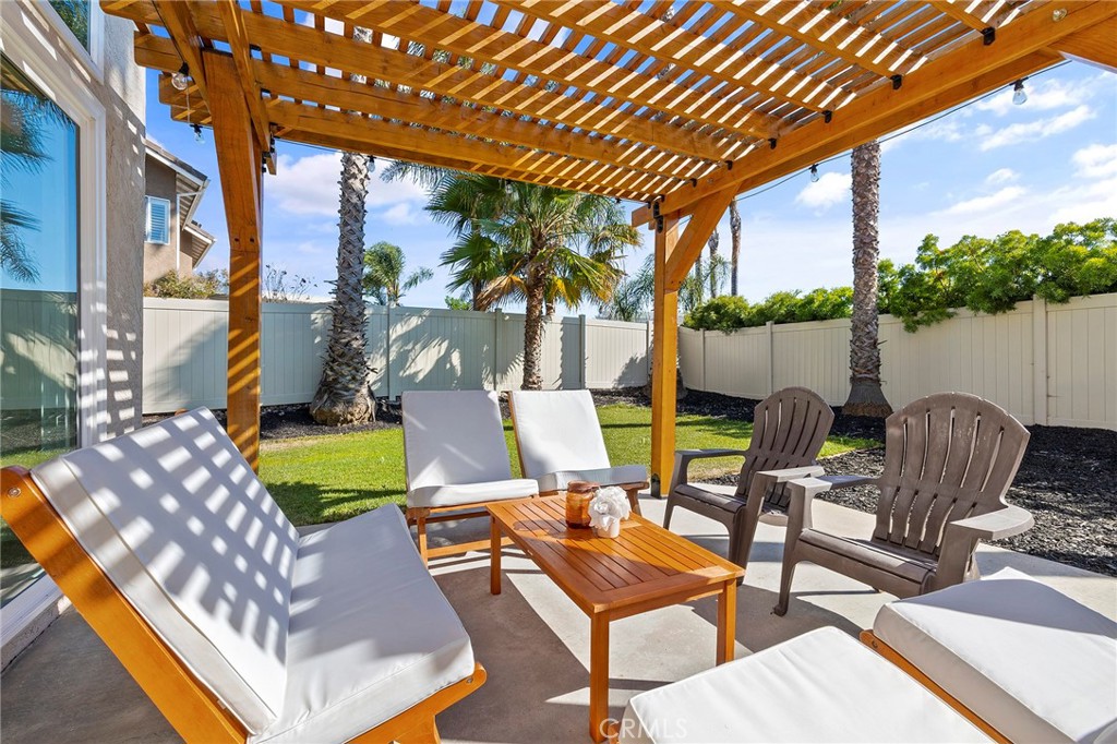 393 Moonstone Bay Dr