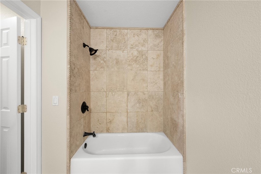 39555 Vista Del Bosque