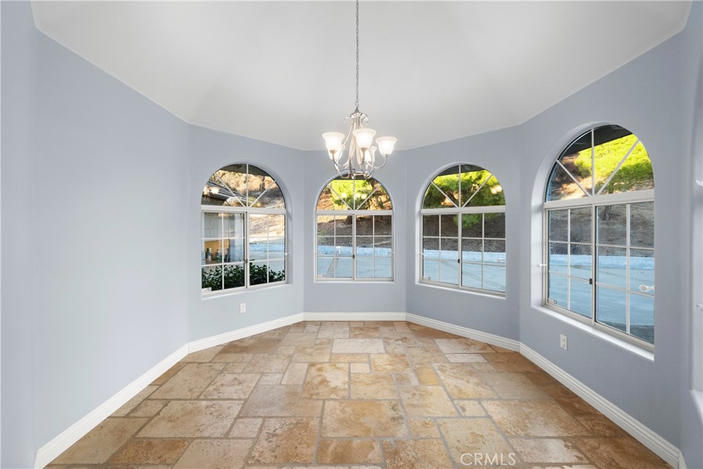 39555 Vista Del Bosque