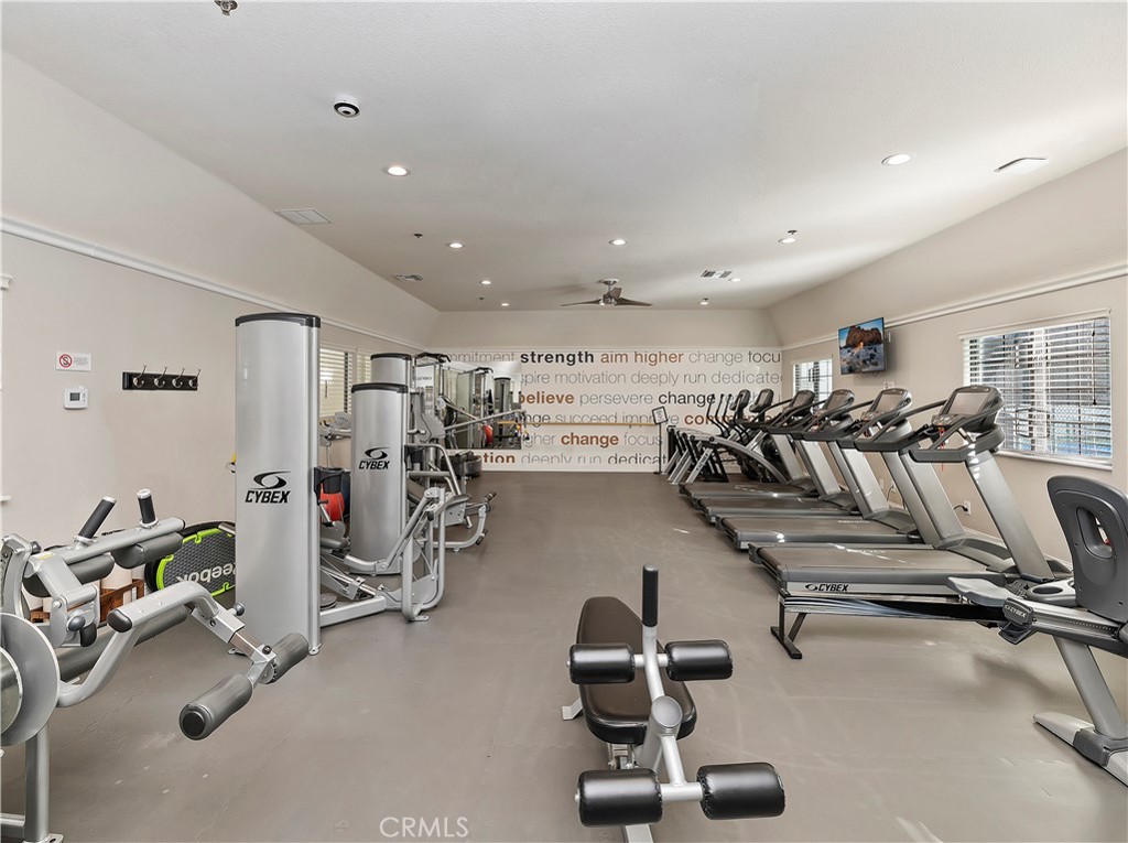 24156 Corte Valente
