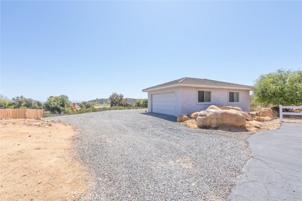 20246 Avenida De Arboles