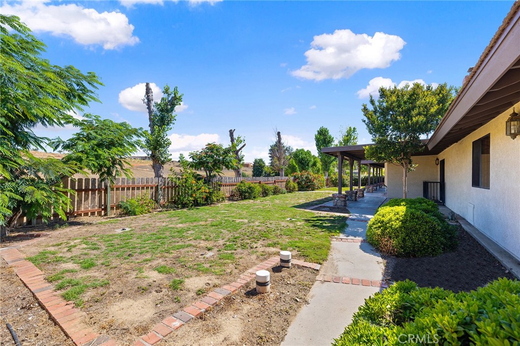 41050 Mesa Robles Circle