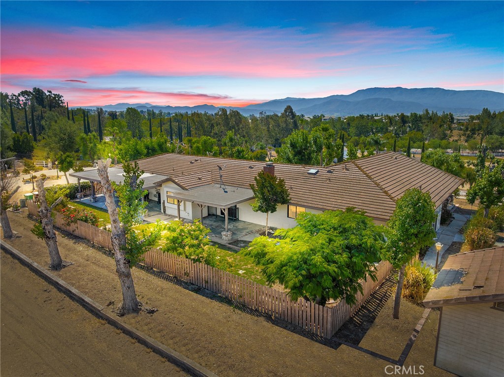 41050 Mesa Robles Circle