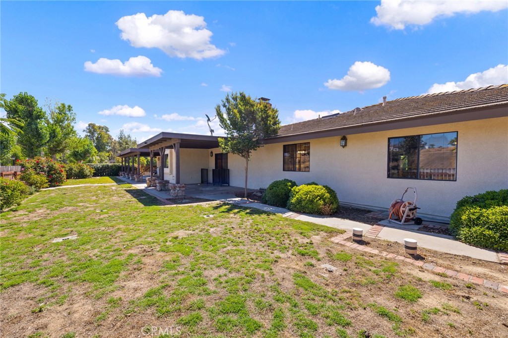 41050 Mesa Robles Circle