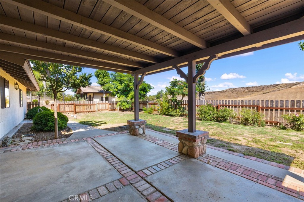 41050 Mesa Robles Circle