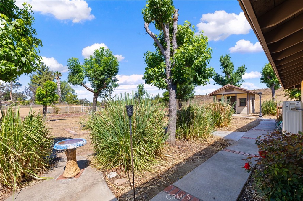 41050 Mesa Robles Circle
