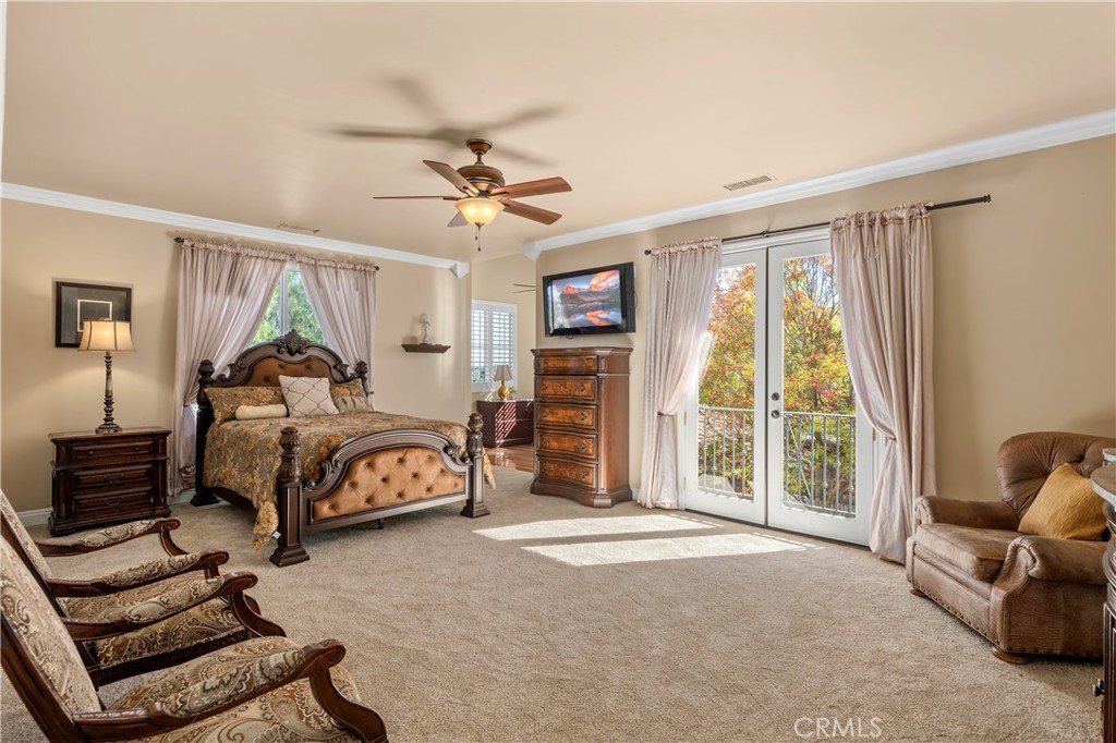 42179 Calle Paramo