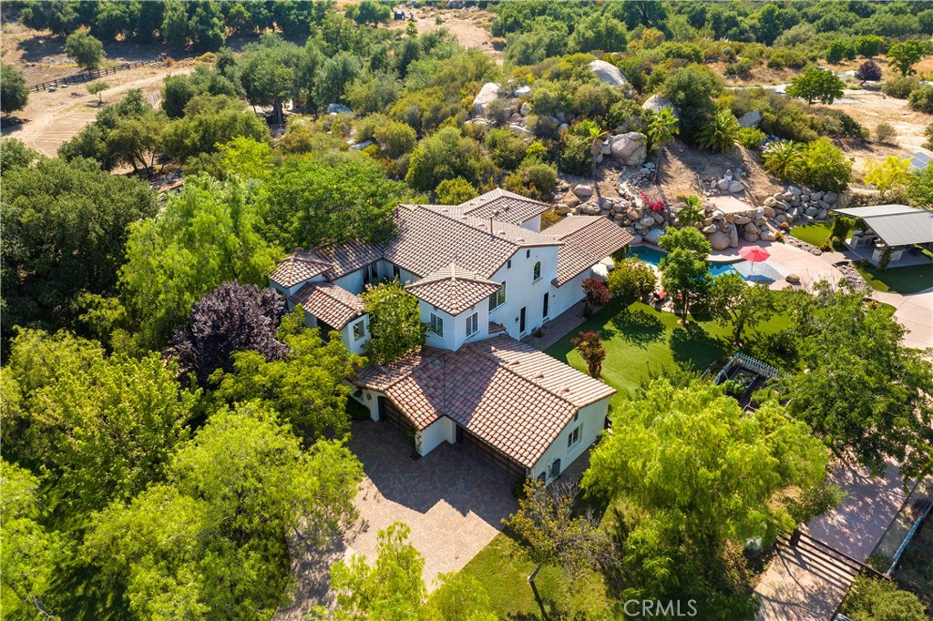 42179 Calle Paramo