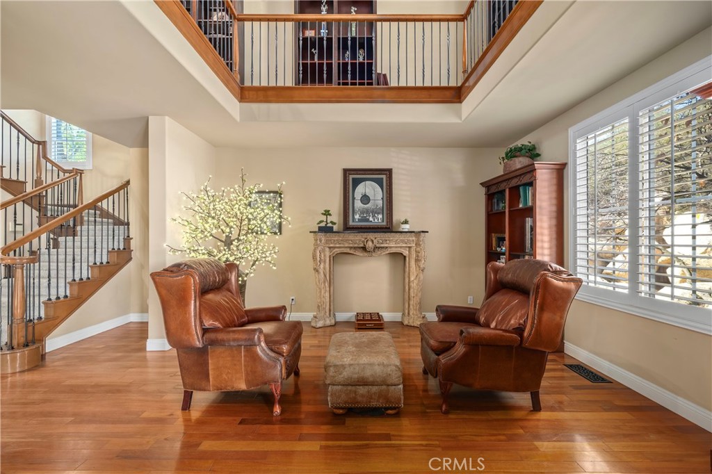 42179 Calle Paramo
