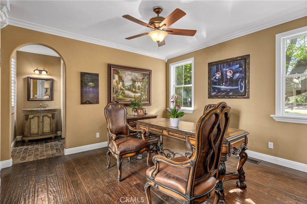 42179 Calle Paramo