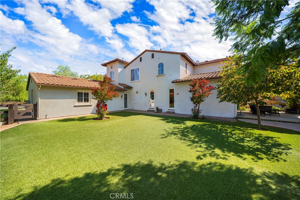 42179 Calle Paramo
