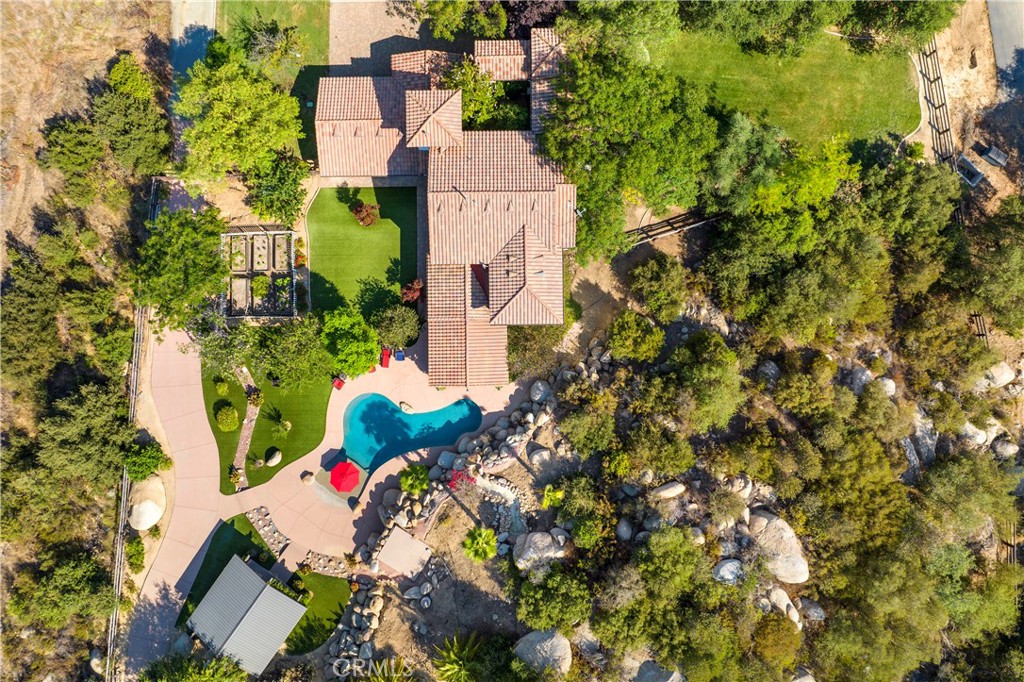 42179 Calle Paramo