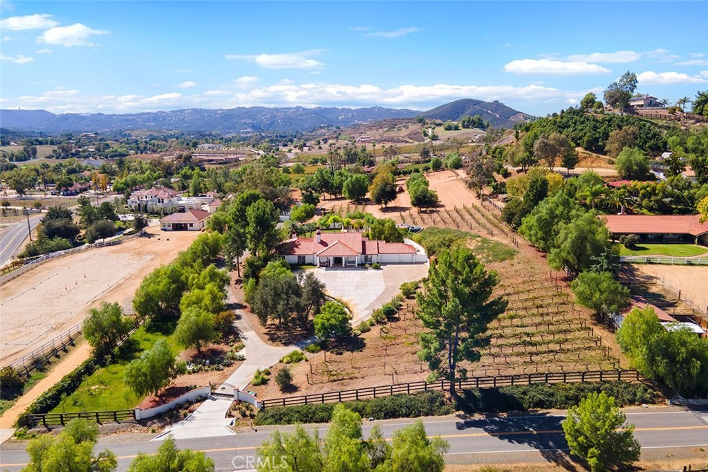 39555 Avenida Bonita