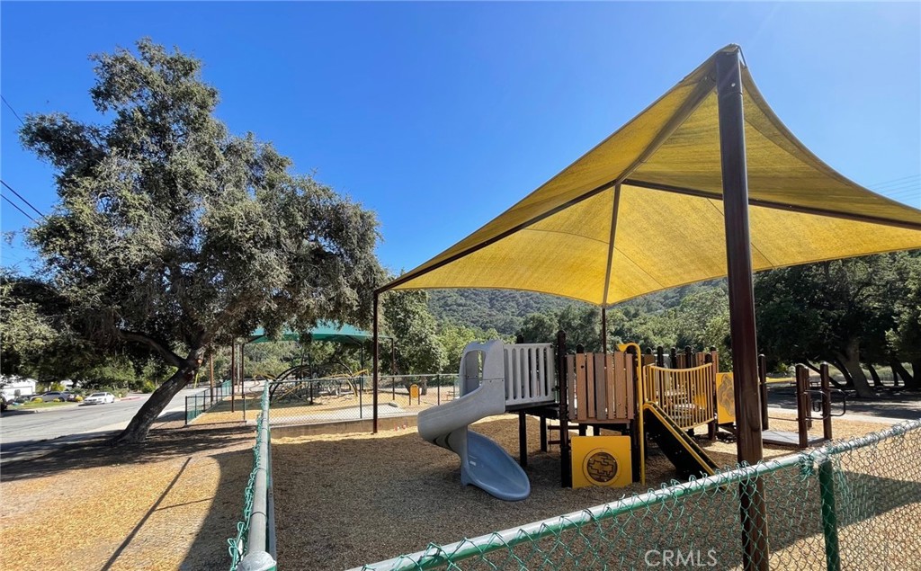 3257 Honolulu Avenue