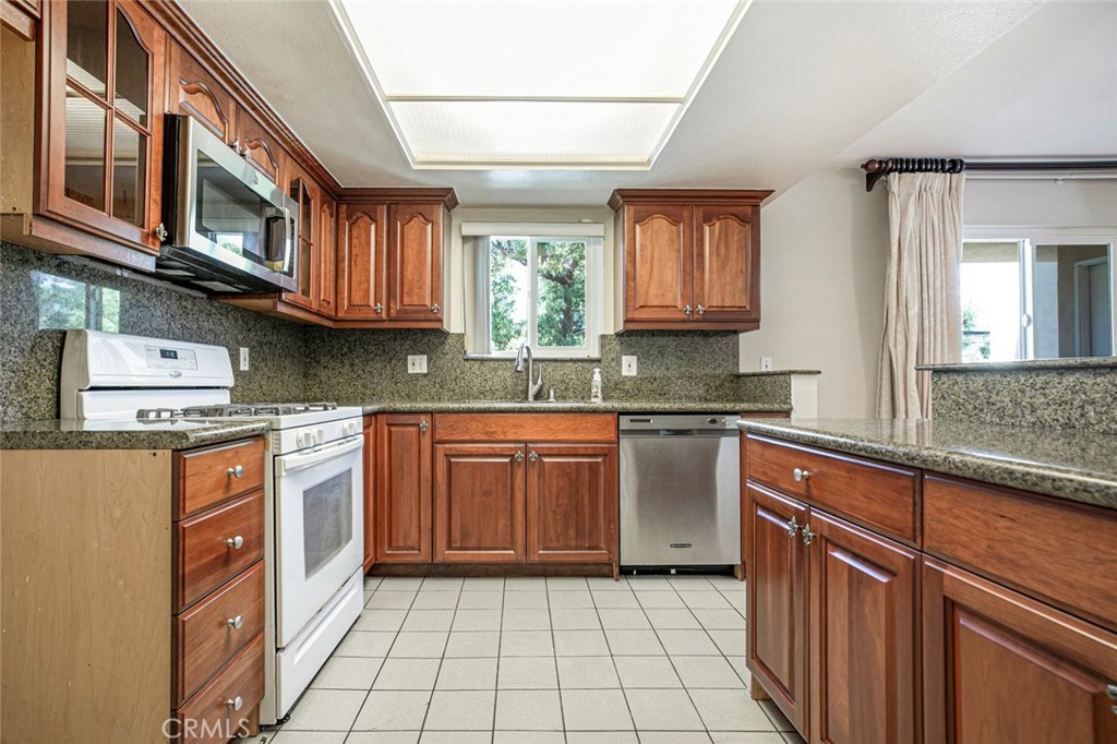 400 N 6th Street 202