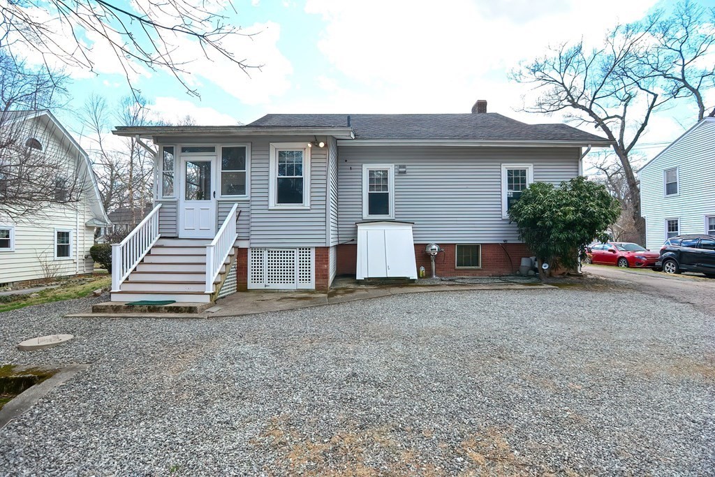 68 Holden Street