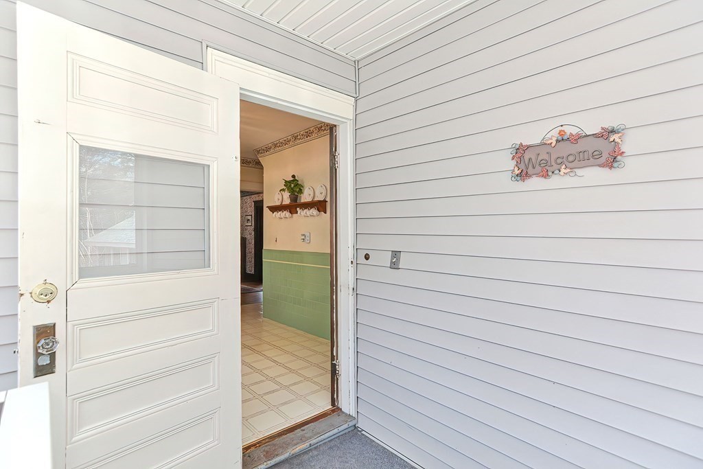 68 Holden Street