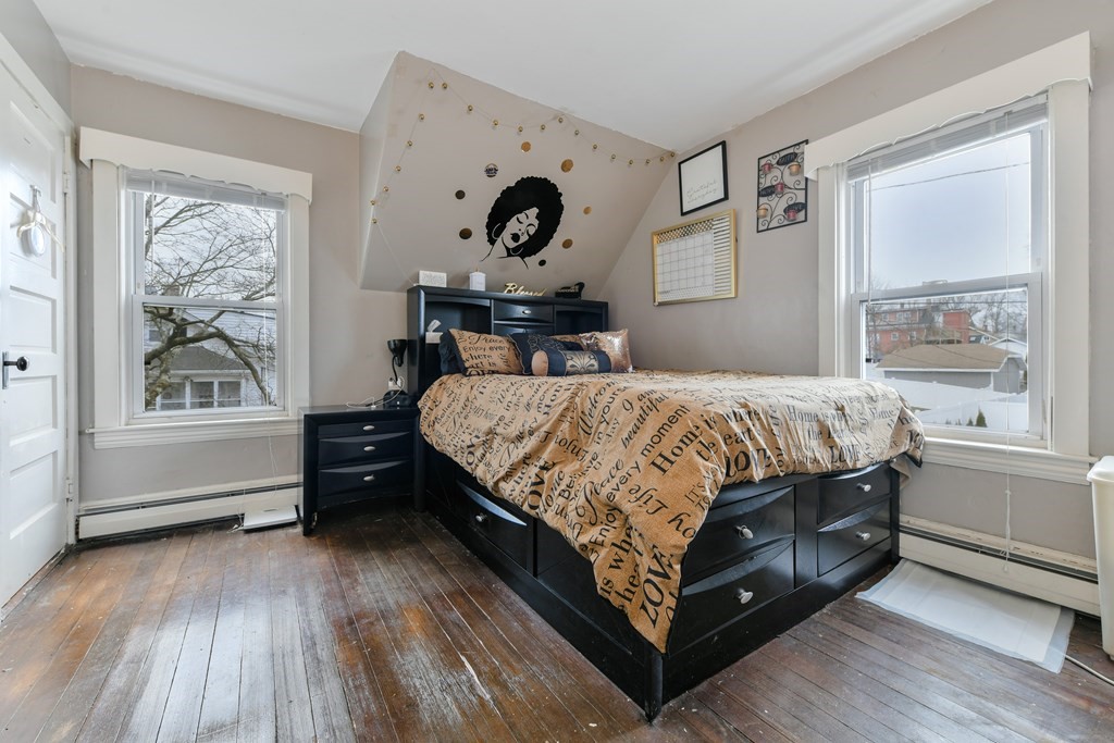 8 Woodard Avenue