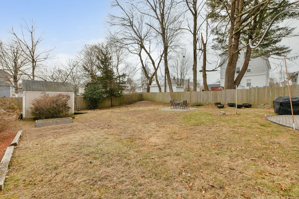 8 Woodard Avenue