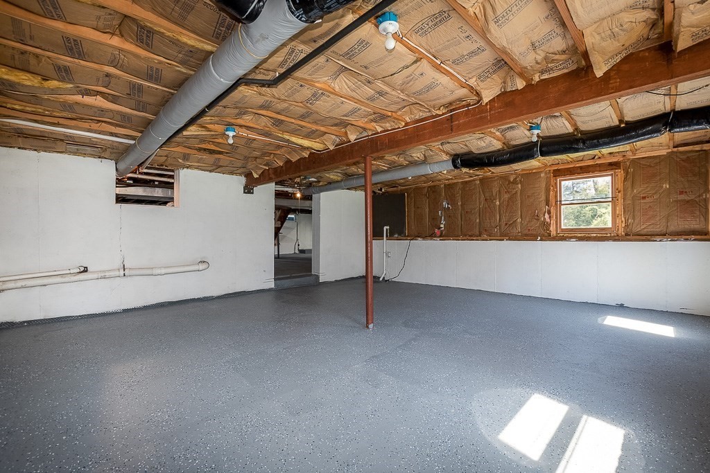 1616 Bay Rd
