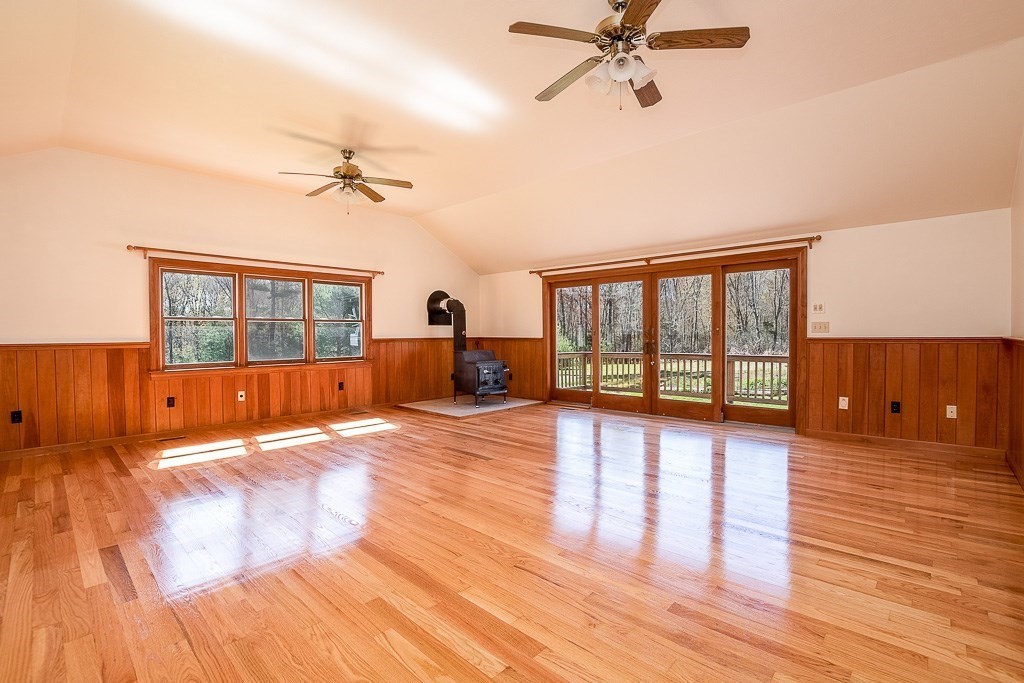 1616 Bay Rd