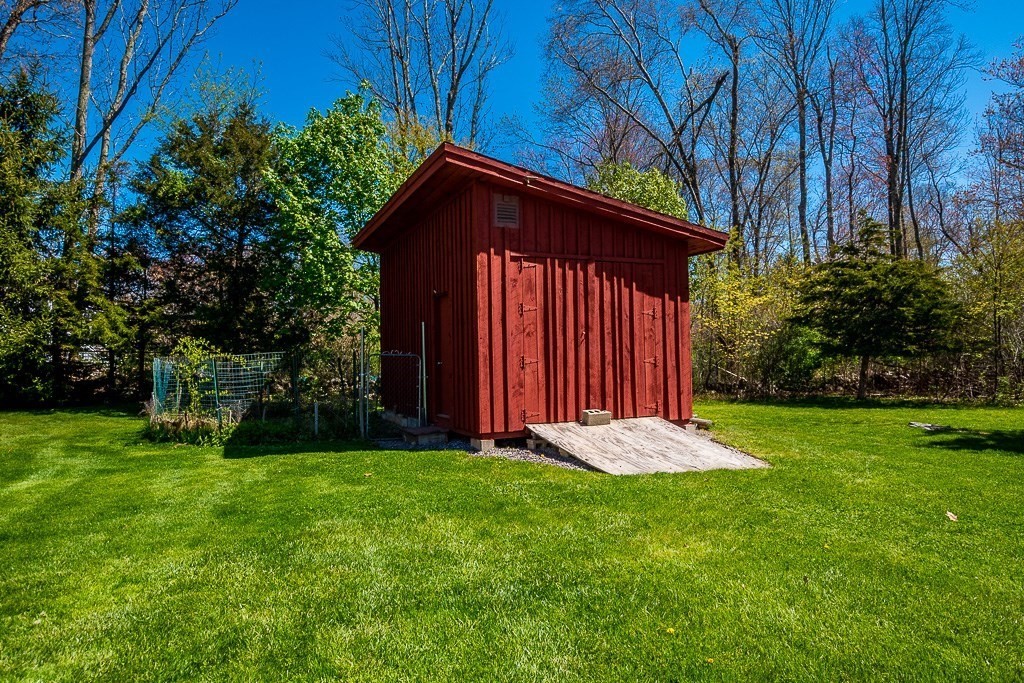 1616 Bay Rd