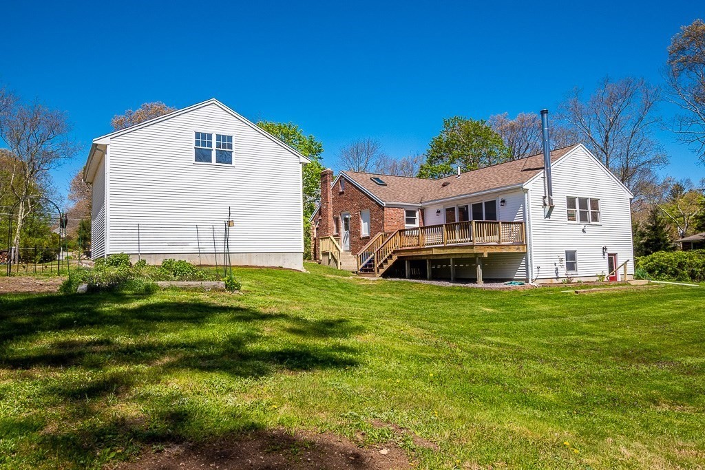 1616 Bay Rd