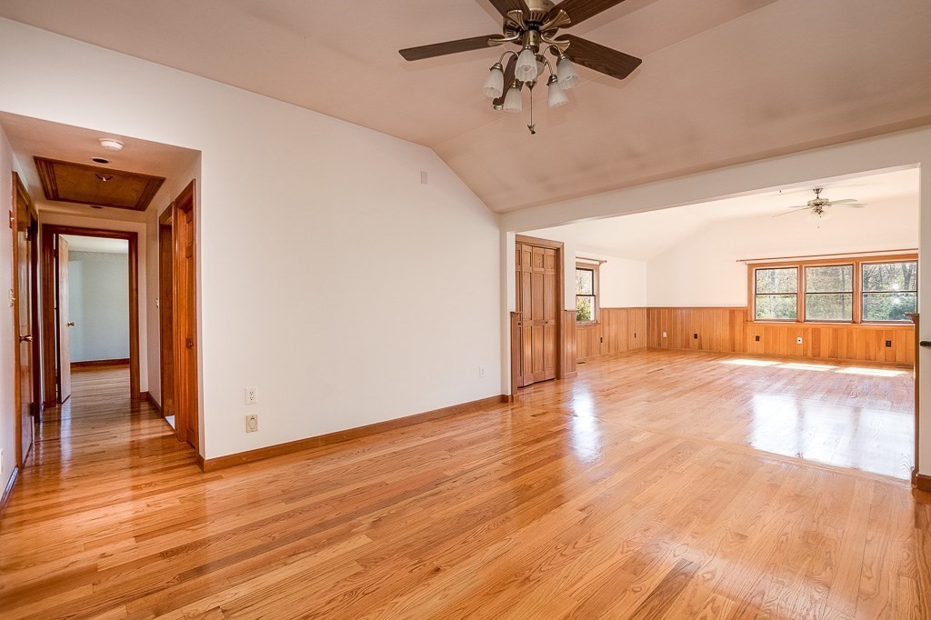 1616 Bay Rd