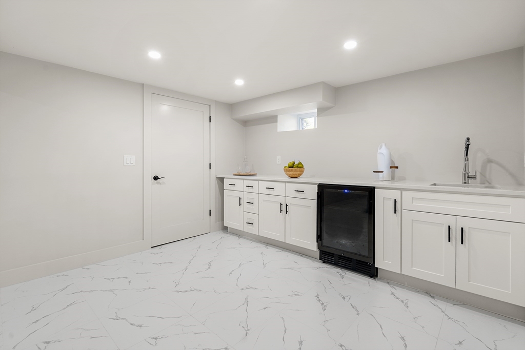 62 Summit Avenue