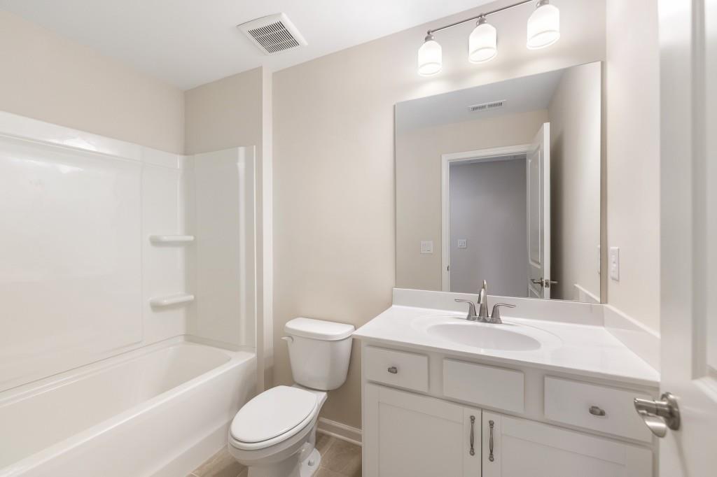 270 Laurel Canyon Parkway Unit 106