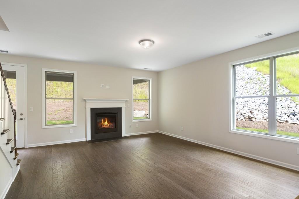 270 Laurel Canyon Parkway Unit 106