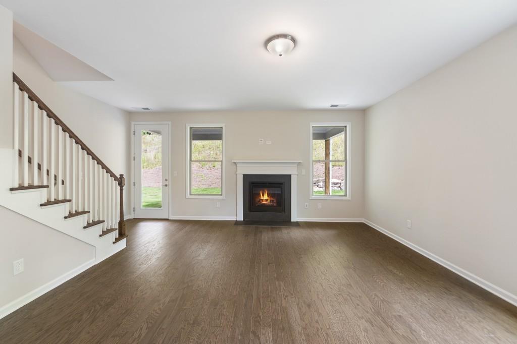 270 Laurel Canyon Parkway Unit 106