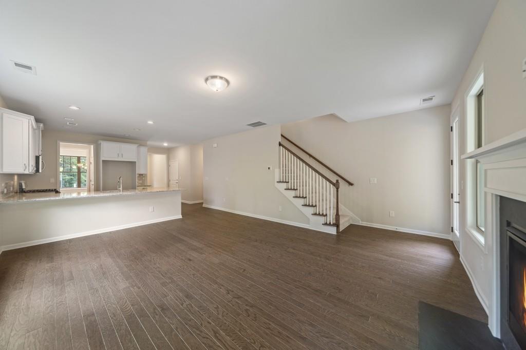 270 Laurel Canyon Parkway Unit 106