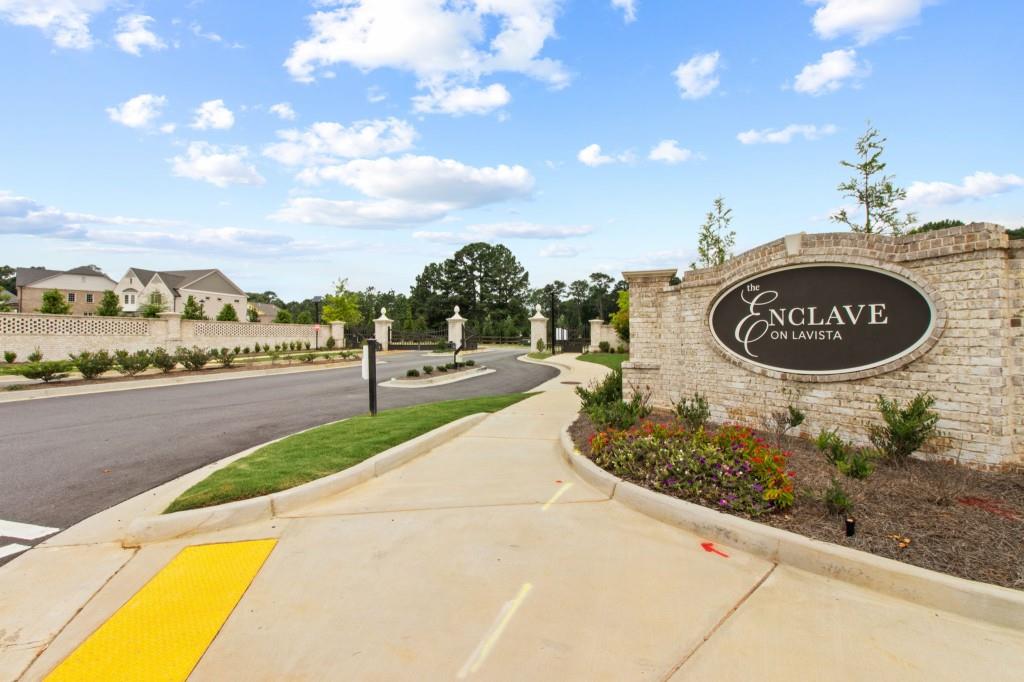 3832 Enclave Way