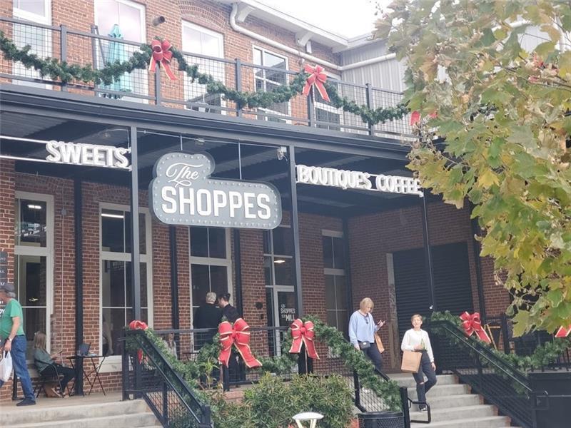 300 North Rampart Street