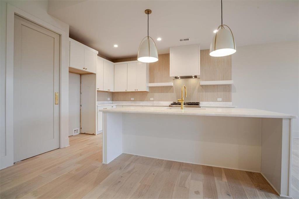 165 Arbor Garden Circle