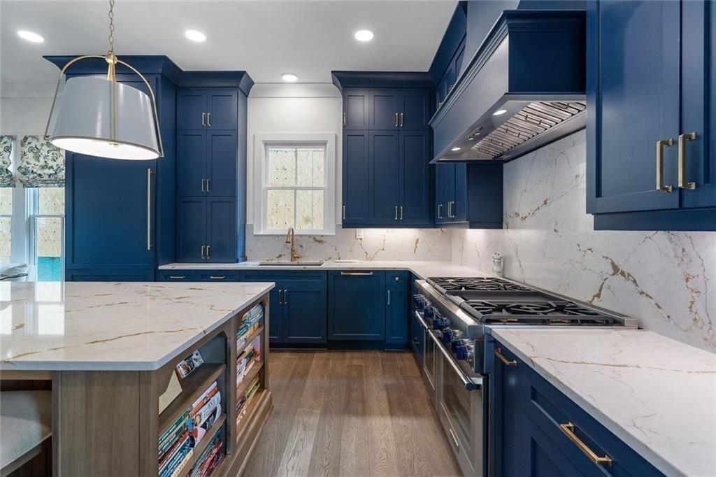 1025 Crossroads Trail