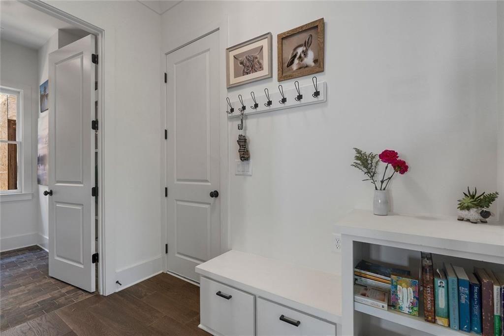 1025 Crossroads Trail