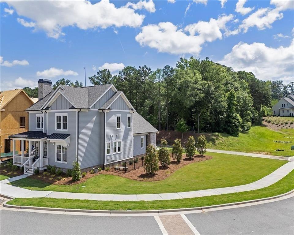 1025 Crossroads Trail