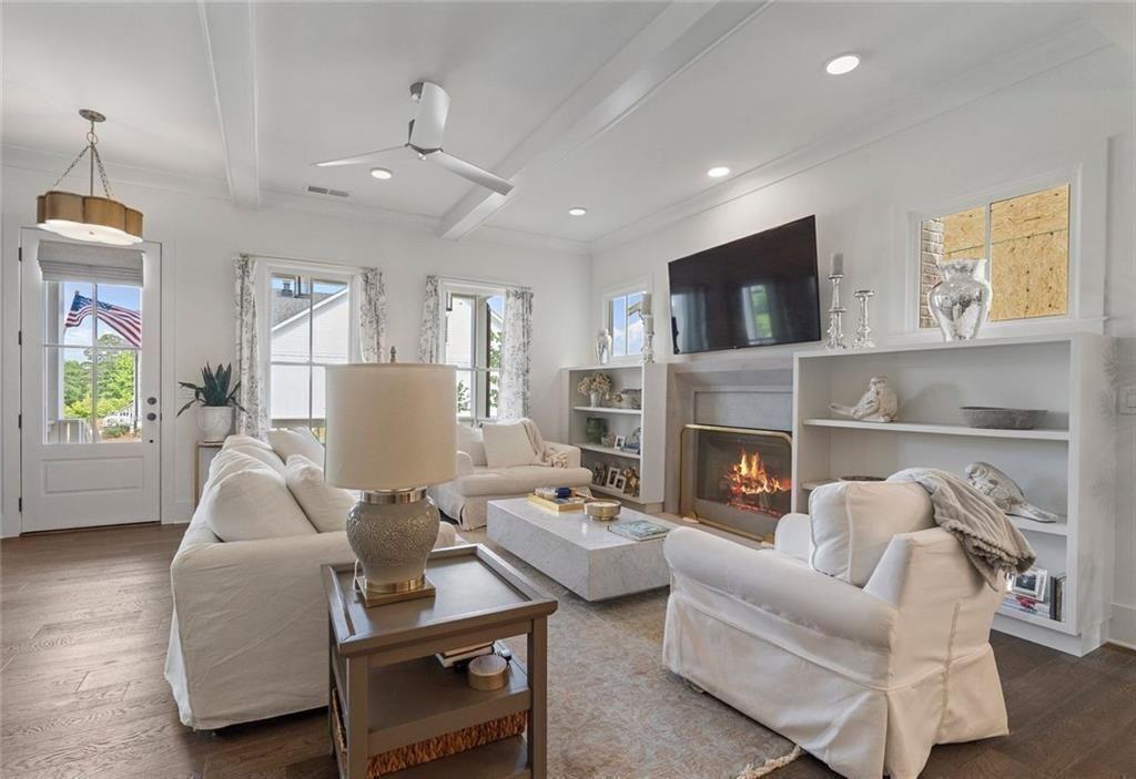 1025 Crossroads Trail