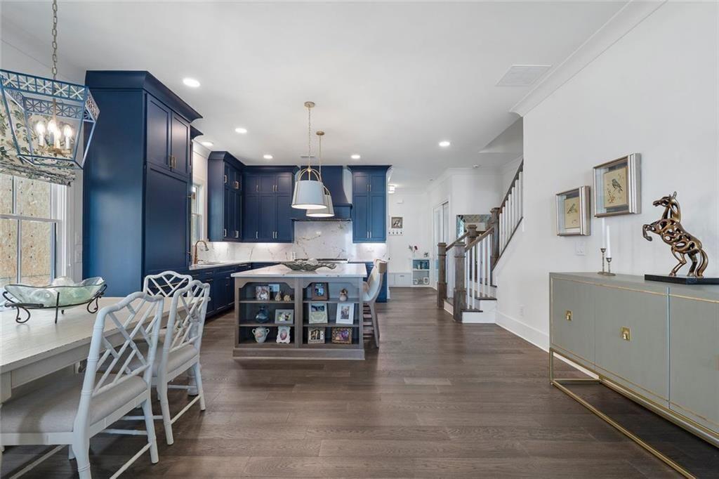 1025 Crossroads Trail