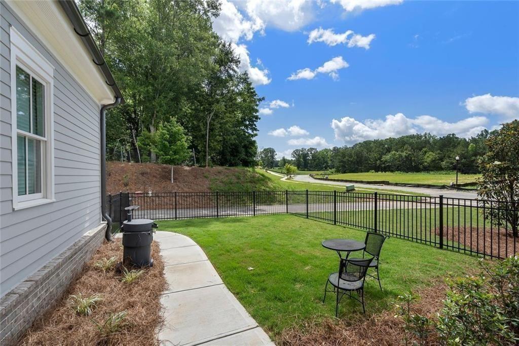 1025 Crossroads Trail