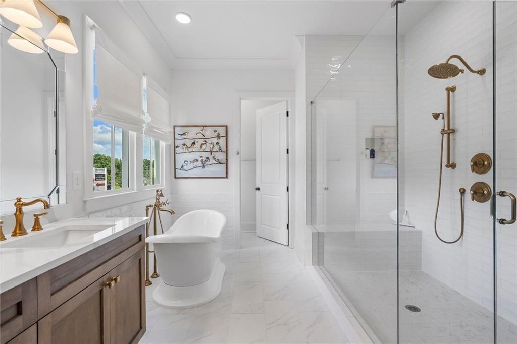 1025 Crossroads Trail