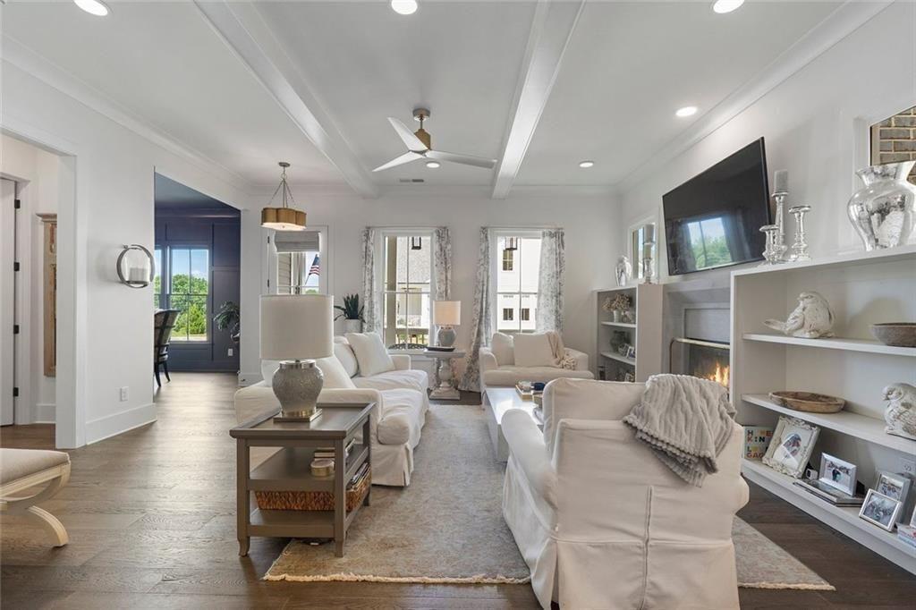1025 Crossroads Trail